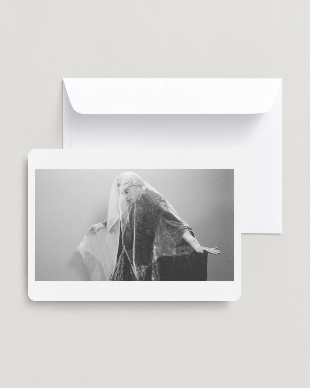 Postal teatral #2: Marionetas de la sociedad del Artista Jose Peña